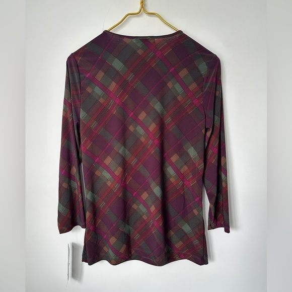 NWT Chaps Maroon Plaid 3/4 Sleeve Keyhole Neck Stretch Blouse Top Women’s Medium - Picture 3 of 5